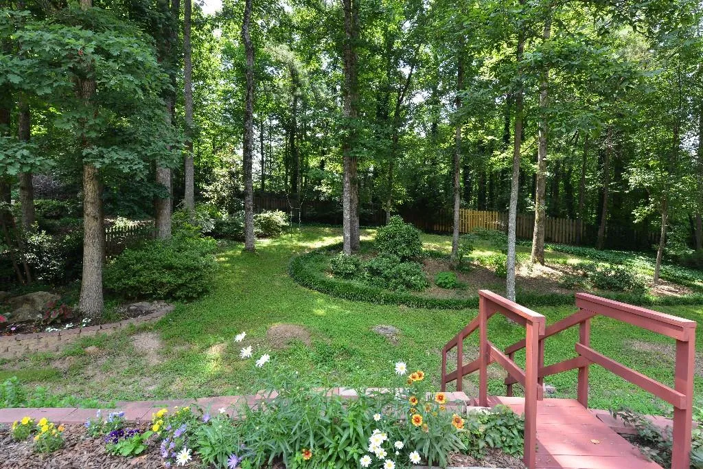 85 Wing Mill Road, Sandy Springs, Georgia 30350, 5 Bedrooms Bedrooms, ,4 BathroomsBathrooms,Residential,Sold,85 Wing Mill Road,5557385