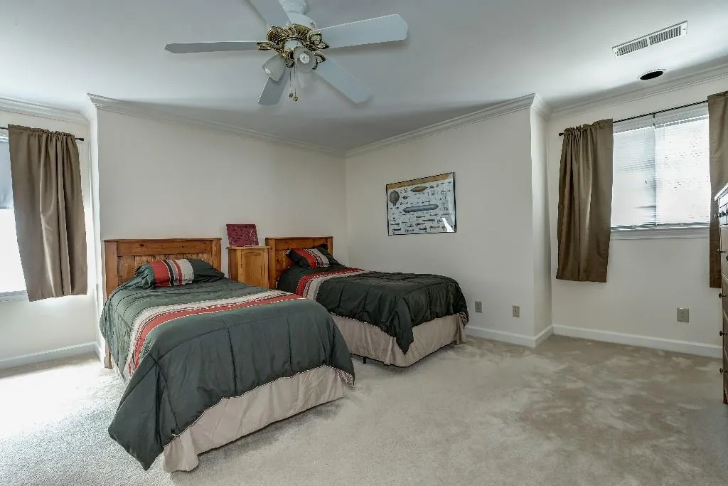 85 Wing Mill Road, Sandy Springs, Georgia 30350, 5 Bedrooms Bedrooms, ,4 BathroomsBathrooms,Residential,Sold,85 Wing Mill Road,5557385