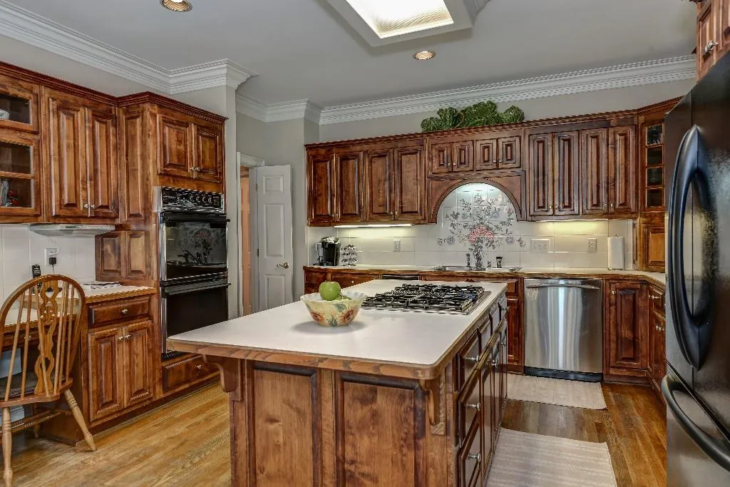 85 Wing Mill Road, Sandy Springs, Georgia 30350, 5 Bedrooms Bedrooms, ,4 BathroomsBathrooms,Residential,Sold,85 Wing Mill Road,5557385