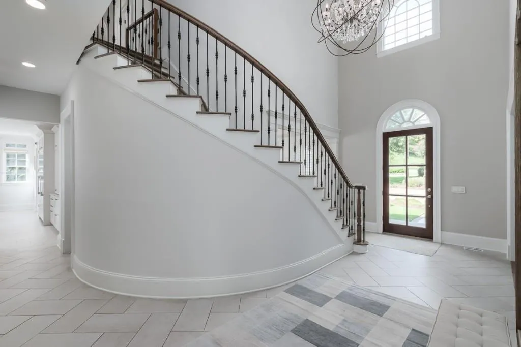 555 Chestnut Rose Lane, Sandy Springs, Georgia 30327, 7 Bedrooms Bedrooms, ,6 BathroomsBathrooms,Residential,Sold,555 Chestnut Rose Lane,6938859