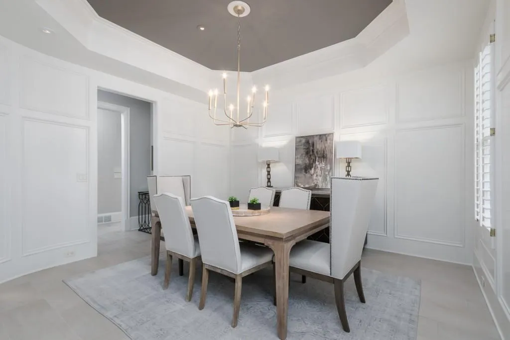 555 Chestnut Rose Lane, Sandy Springs, Georgia 30327, 7 Bedrooms Bedrooms, ,6 BathroomsBathrooms,Residential,Sold,555 Chestnut Rose Lane,6938859