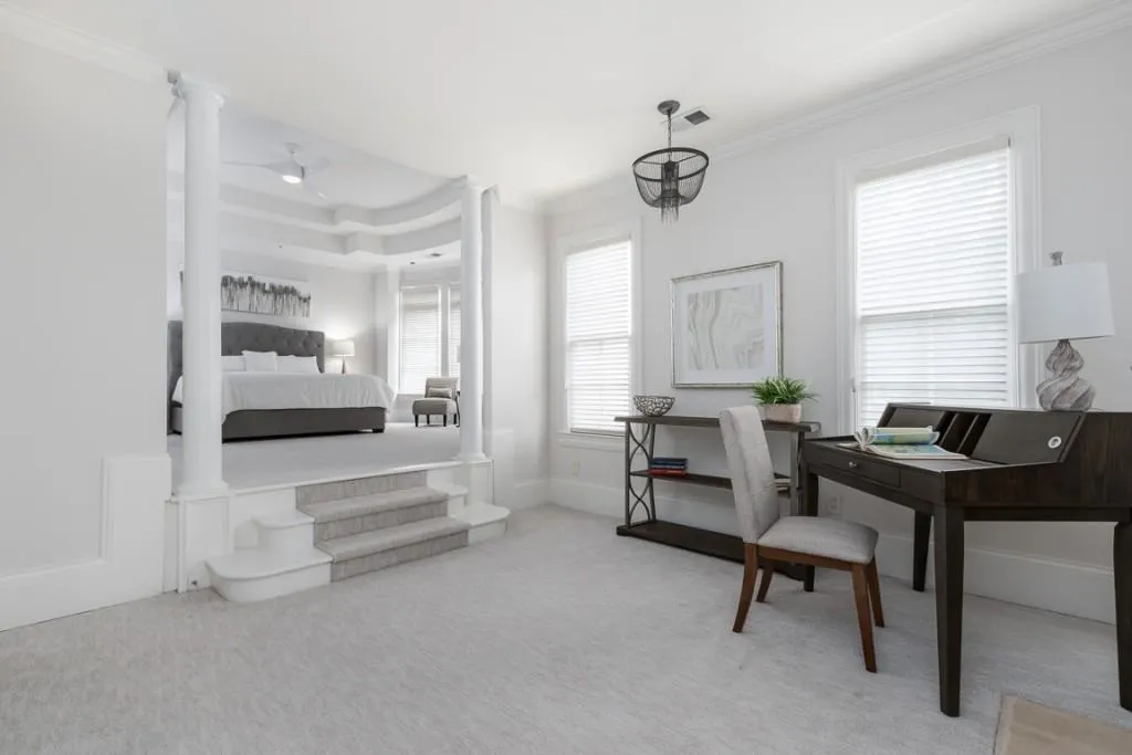 555 Chestnut Rose Lane, Sandy Springs, Georgia 30327, 7 Bedrooms Bedrooms, ,6 BathroomsBathrooms,Residential,Sold,555 Chestnut Rose Lane,6938859