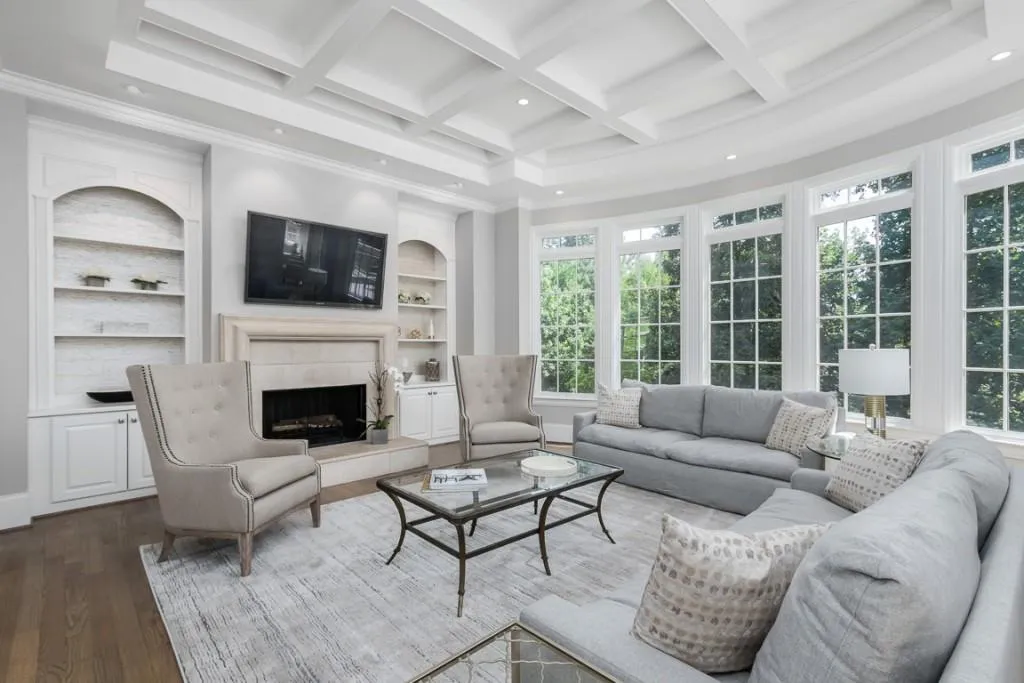 555 Chestnut Rose Lane, Sandy Springs, Georgia 30327, 7 Bedrooms Bedrooms, ,6 BathroomsBathrooms,Residential,Sold,555 Chestnut Rose Lane,6938859