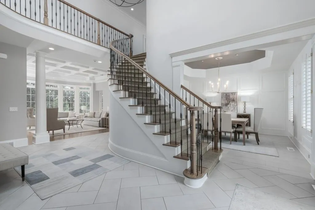 555 Chestnut Rose Lane, Sandy Springs, Georgia 30327, 7 Bedrooms Bedrooms, ,6 BathroomsBathrooms,Residential,Sold,555 Chestnut Rose Lane,6938859