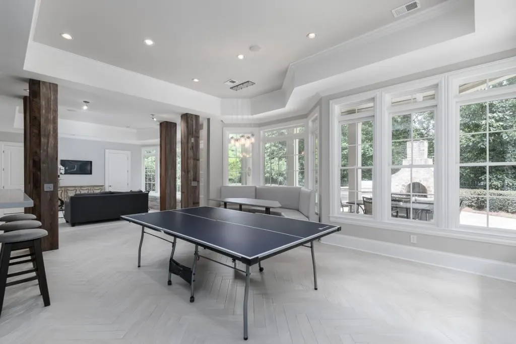 555 Chestnut Rose Lane, Sandy Springs, Georgia 30327, 7 Bedrooms Bedrooms, ,6 BathroomsBathrooms,Residential,Sold,555 Chestnut Rose Lane,6938859