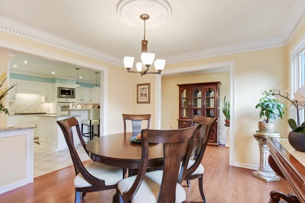 8900 Carroll Manor Drive, Sandy Springs, Georgia 30350, 3 Bedrooms Bedrooms, ,2 BathroomsBathrooms,Residential,Sold,8900 Carroll Manor Drive,5863327