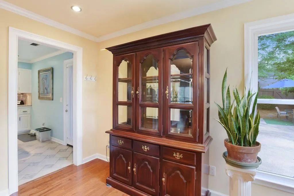 8900 Carroll Manor Drive, Sandy Springs, Georgia 30350, 3 Bedrooms Bedrooms, ,2 BathroomsBathrooms,Residential,Sold,8900 Carroll Manor Drive,5863327