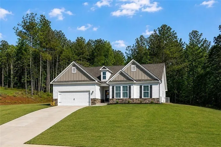 1537 Ridgewood Court, Monroe, Georgia 30656