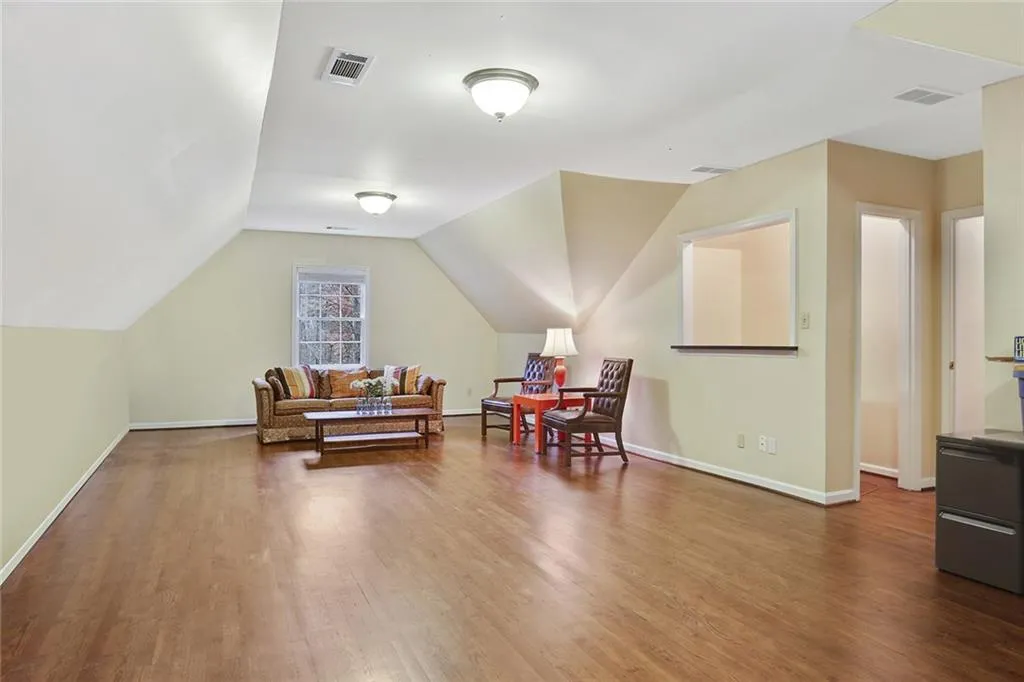 6440 River Chase Circle, Sandy Springs, Georgia 30328, 4 Bedrooms Bedrooms, ,3 BathroomsBathrooms,Residential,Sold,6440 River Chase Circle,5939466