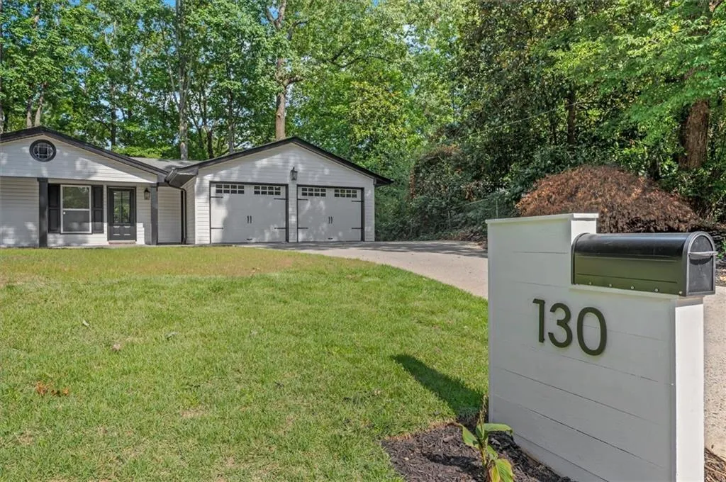 130 Bonnie Lane Ne, Atlanta, Georgia 30328, 5 Bedrooms Bedrooms, ,4 BathroomsBathrooms,Residential,For Sale,130 Bonnie Lane Ne,7622782