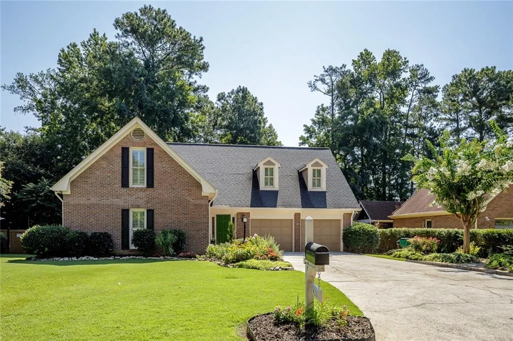 7420 Talbot Colony, Sandy Springs, Georgia 30328, 3 Bedrooms Bedrooms, ,2 BathroomsBathrooms,Residential,Sold,7420 Talbot Colony,6761969