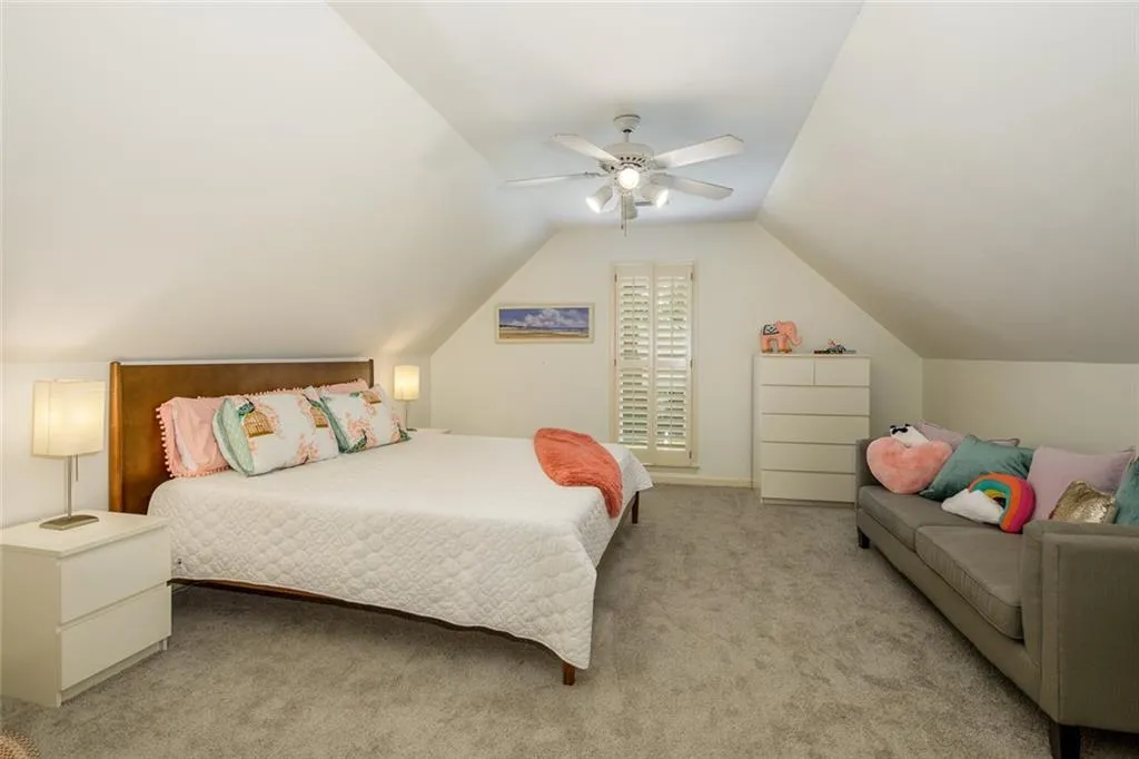 7420 Talbot Colony, Sandy Springs, Georgia 30328, 3 Bedrooms Bedrooms, ,2 BathroomsBathrooms,Residential,Sold,7420 Talbot Colony,6761969