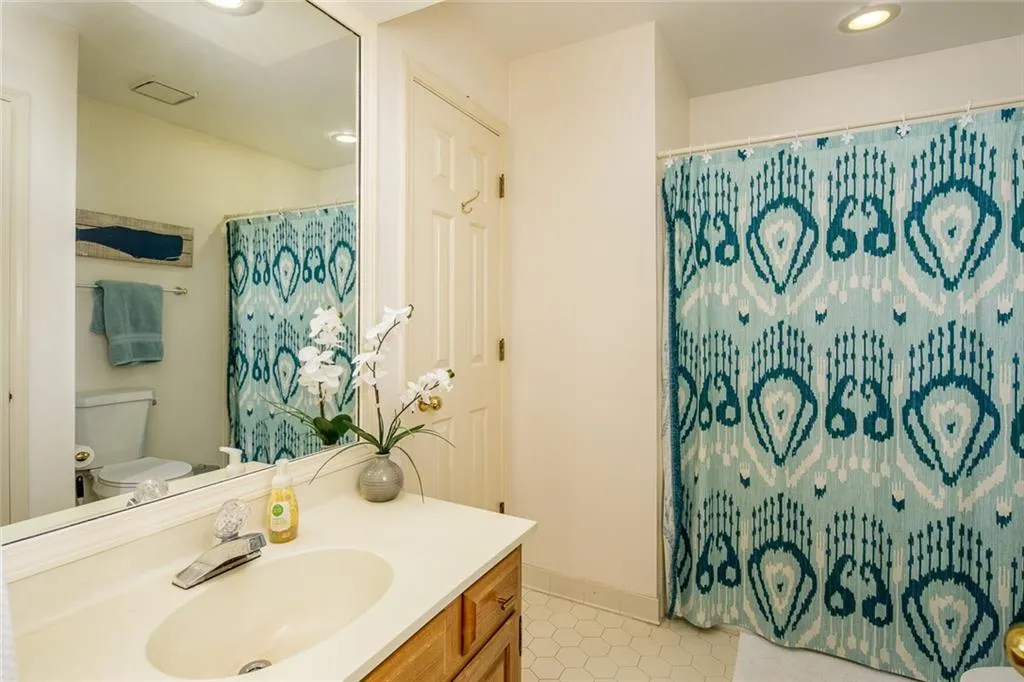 7420 Talbot Colony, Sandy Springs, Georgia 30328, 3 Bedrooms Bedrooms, ,2 BathroomsBathrooms,Residential,Sold,7420 Talbot Colony,6761969