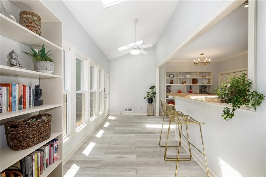 7420 Talbot Colony, Sandy Springs, Georgia 30328, 3 Bedrooms Bedrooms, ,2 BathroomsBathrooms,Residential,Sold,7420 Talbot Colony,6761969