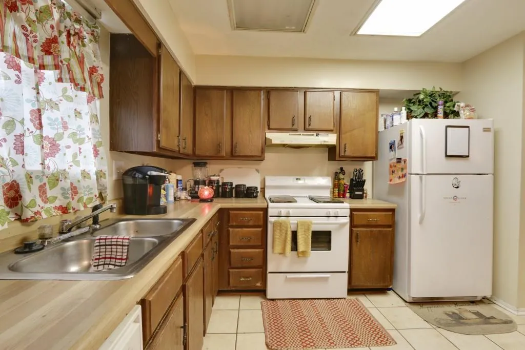 502 Wedgewood Way Unit 502, Sandy Springs, Georgia 30350, 2 Bedrooms Bedrooms, ,2 BathroomsBathrooms,Residential,Sold,502 Wedgewood Way Unit 502,5733492