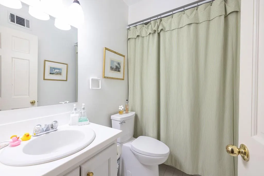2525 Peachtree Road Ne Unit 25, Atlanta, Georgia 30305, 3 Bedrooms Bedrooms, 0 ,4 BathroomsBathrooms,Residential,For Sale,2525 Peachtree Road Ne Unit 25,7740608