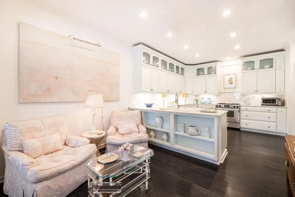 2525 Peachtree Road Ne Unit 25, Atlanta, Georgia 30305, 3 Bedrooms Bedrooms, 0 ,4 BathroomsBathrooms,Residential,For Sale,2525 Peachtree Road Ne Unit 25,7740608