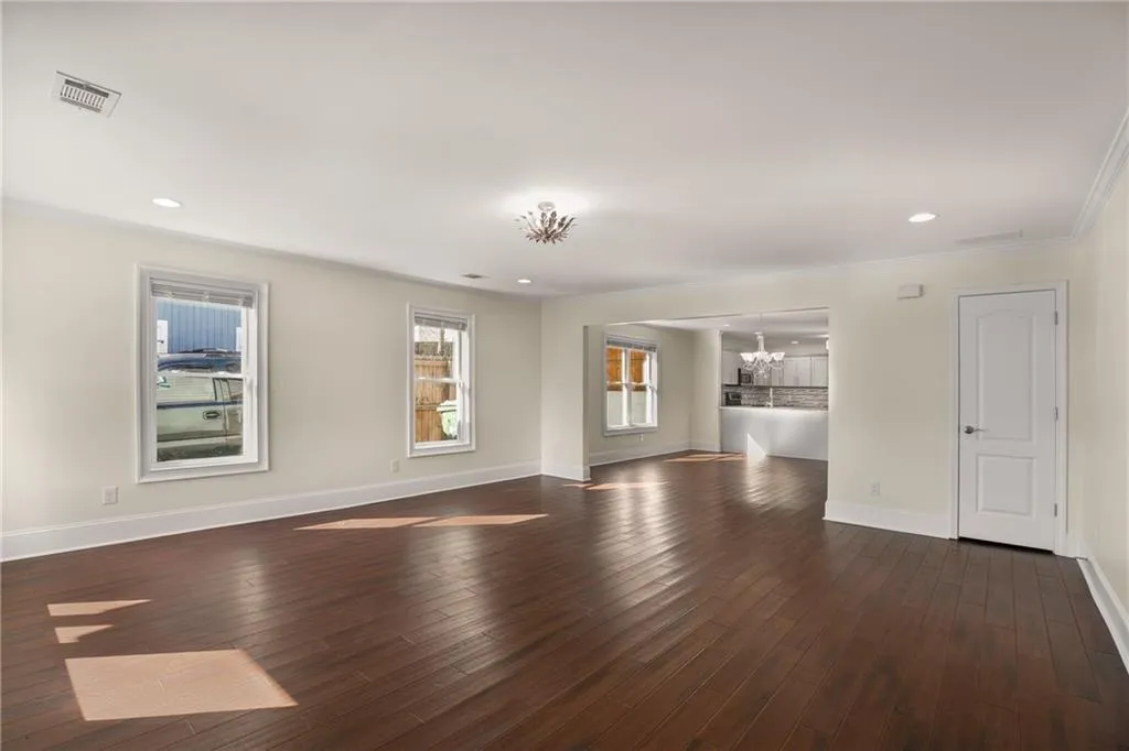 1964 Hollywood Road Nw, Atlanta, Georgia 30318, 3 Bedrooms Bedrooms, ,2 BathroomsBathrooms,Residential,For Sale,1964 Hollywood Road Nw,7535910