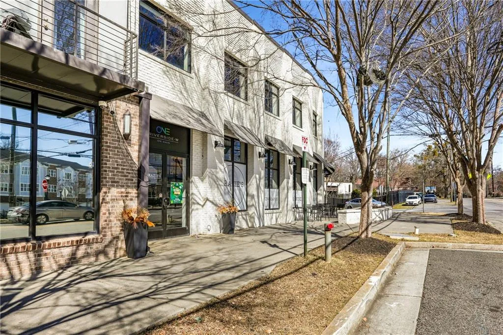 1964 Hollywood Road Nw, Atlanta, Georgia 30318, 3 Bedrooms Bedrooms, ,2 BathroomsBathrooms,Residential,For Sale,1964 Hollywood Road Nw,7535910