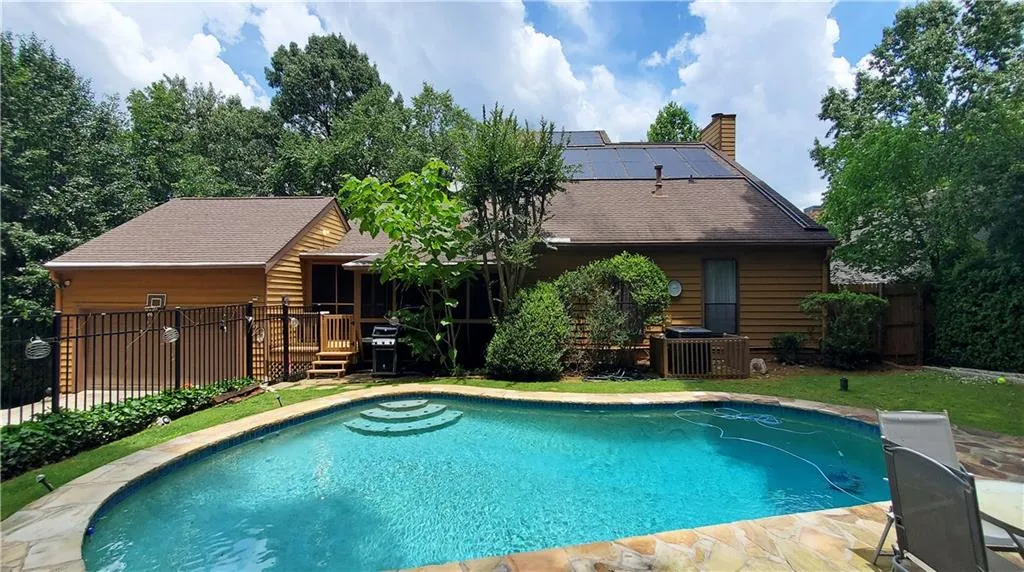 545 Calaveras Drive, Sandy Springs, Georgia 30350, 5 Bedrooms Bedrooms, ,4 BathroomsBathrooms,Residential,Sold,545 Calaveras Drive,6915431