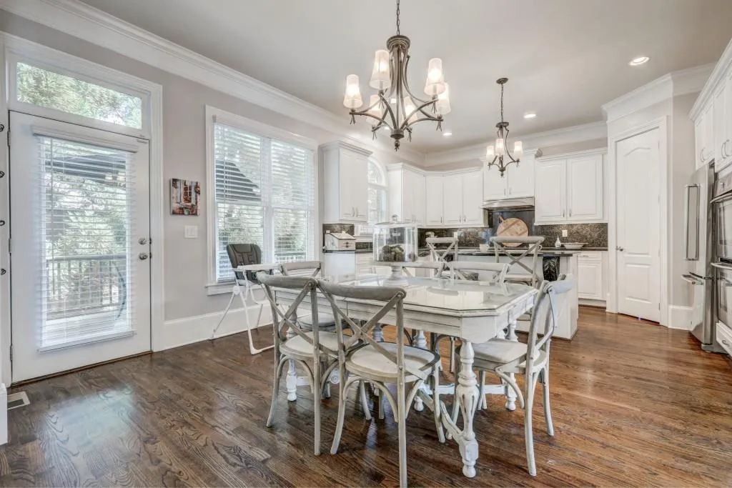 6304 Mount Vernon Oaks Drive, Sandy Springs, Georgia 30328, 5 Bedrooms Bedrooms, ,4 BathroomsBathrooms,Residential,Sold,6304 Mount Vernon Oaks Drive,6753796