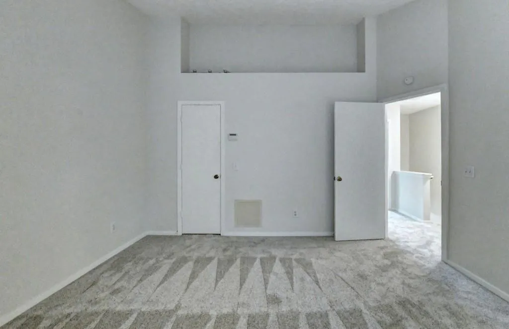 1703 Queen Anne Court, Sandy Springs, Georgia 30350, 2 Bedrooms Bedrooms, ,2 BathroomsBathrooms,Residential,Sold,1703 Queen Anne Court,7020735