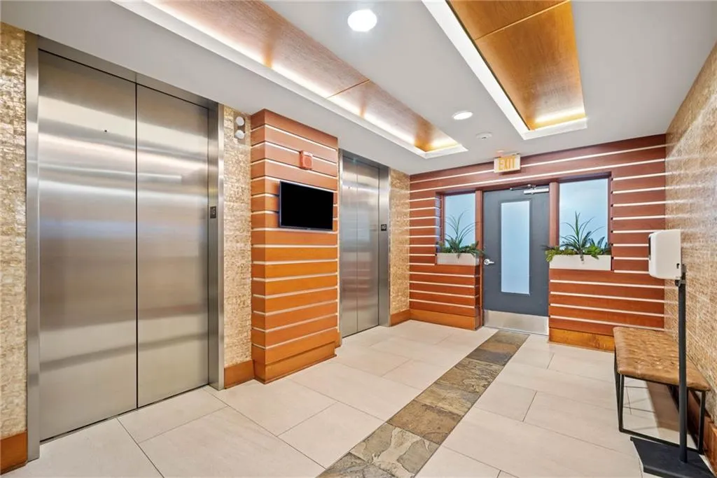 3300 Windy Ridge Parkway Se Unit 621, Atlanta, Georgia 30339, 1 Bedroom Bedrooms, ,1 BathroomBathrooms,Residential,For Sale,3300 Windy Ridge Parkway Se Unit 621,7607236