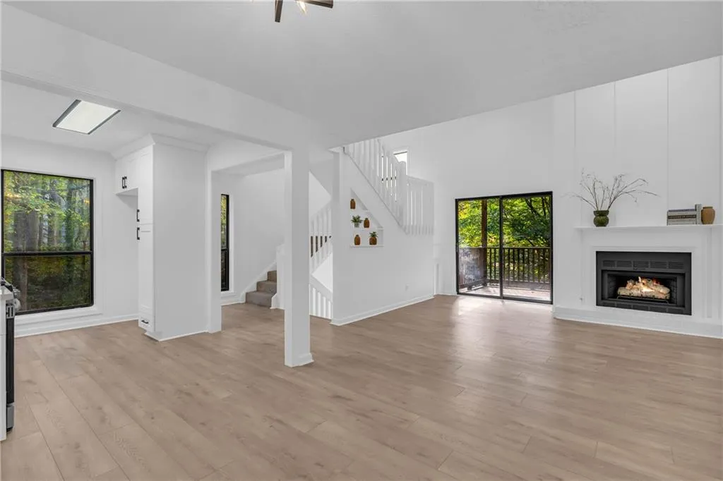 704 River Run Drive, Atlanta, Georgia 30350, 2 Bedrooms Bedrooms, ,2 BathroomsBathrooms,Residential,For Sale,704 River Run Drive,7677029