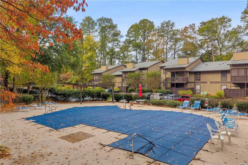 704 River Run Drive, Atlanta, Georgia 30350, 2 Bedrooms Bedrooms, ,2 BathroomsBathrooms,Residential,For Sale,704 River Run Drive,7677029