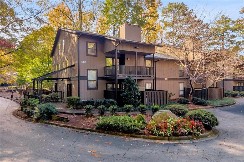 704 River Run Drive, Atlanta, Georgia 30350, 2 Bedrooms Bedrooms, ,2 BathroomsBathrooms,Residential,For Sale,704 River Run Drive,7677029