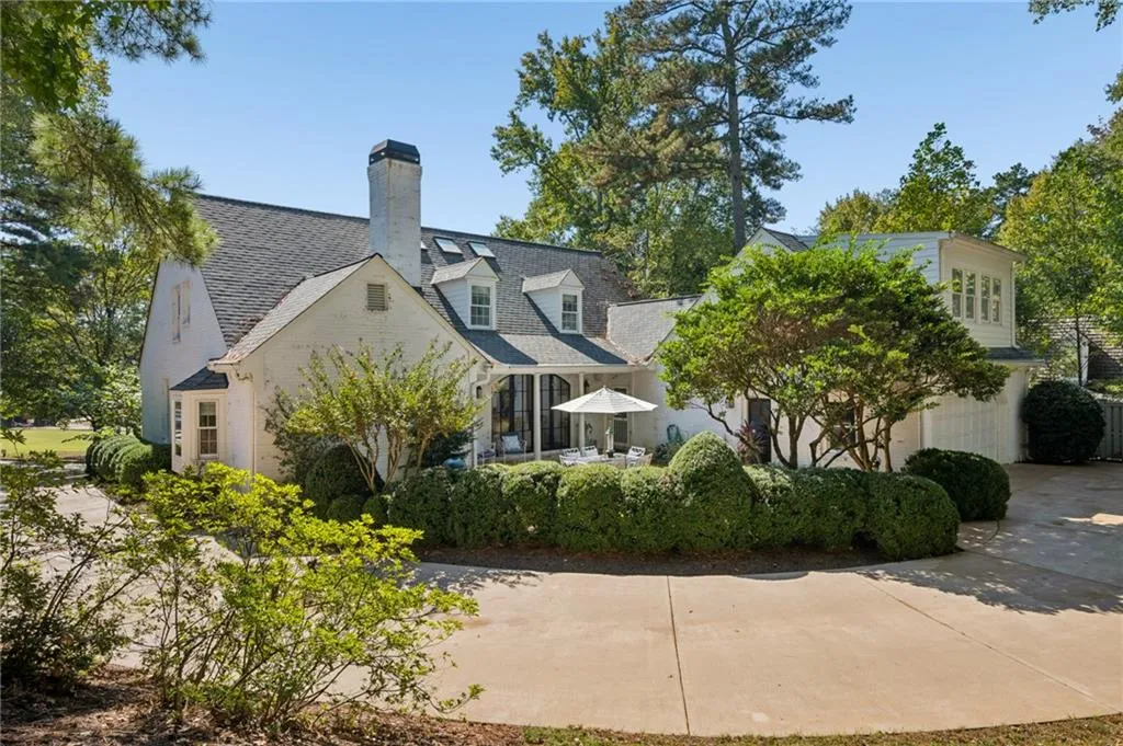1024 Club Commons Circle Ne, Atlanta, Georgia 30319, 4 Bedrooms Bedrooms, 0 ,4 BathroomsBathrooms,Residential,For Sale,1024 Club Commons Circle Ne,7854233