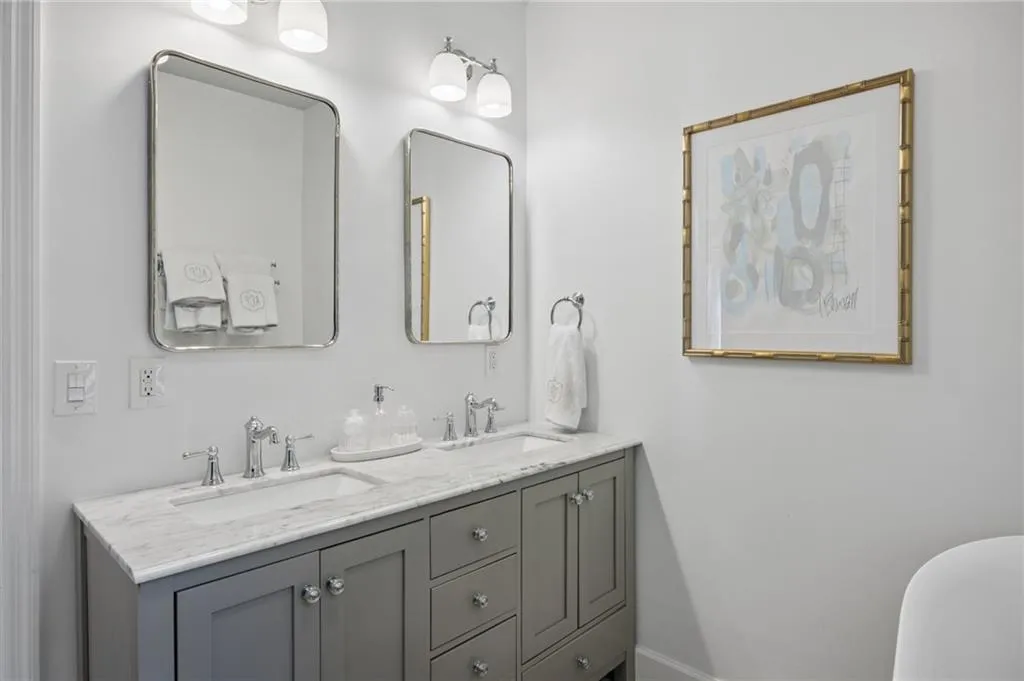 1024 Club Commons Circle Ne, Atlanta, Georgia 30319, 4 Bedrooms Bedrooms, 0 ,4 BathroomsBathrooms,Residential,For Sale,1024 Club Commons Circle Ne,7854233