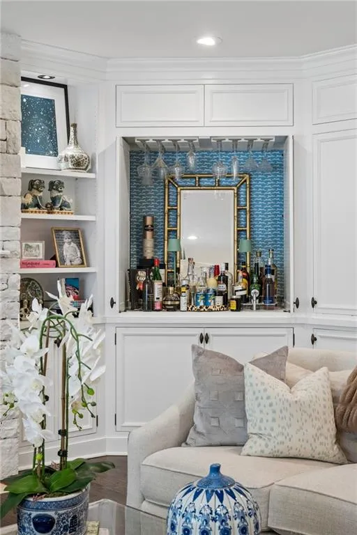 Bar space