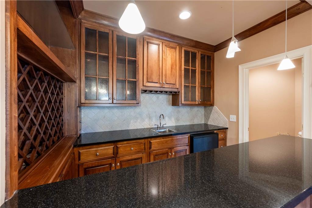 735 Orchard Point, Sandy Springs, Georgia 30350, 5 Bedrooms Bedrooms, ,4 BathroomsBathrooms,Residential,Sold,735 Orchard Point,7341727