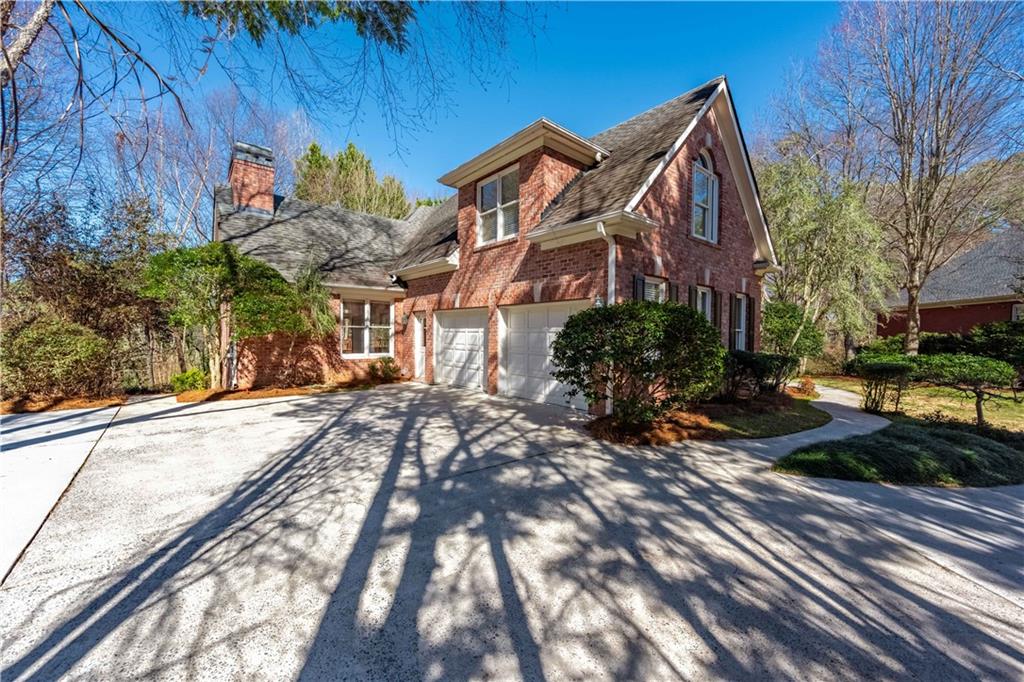 735 Orchard Point, Sandy Springs, Georgia 30350, 5 Bedrooms Bedrooms, ,4 BathroomsBathrooms,Residential,Sold,735 Orchard Point,7341727