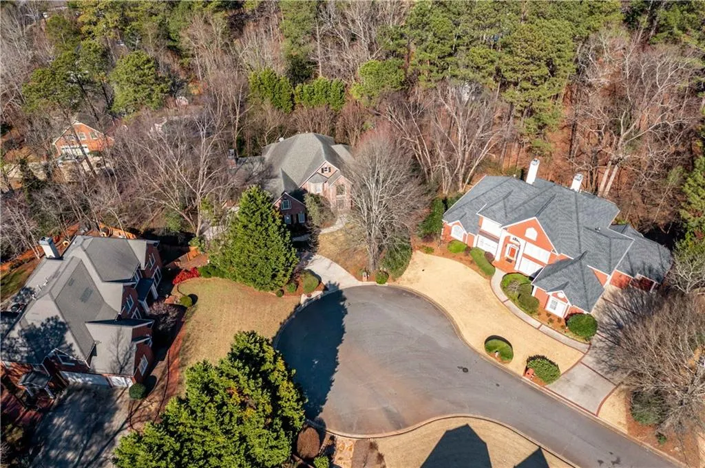 This home is perfectly positioned at the rear of the 9-home neighborhood in a flat culdesac.