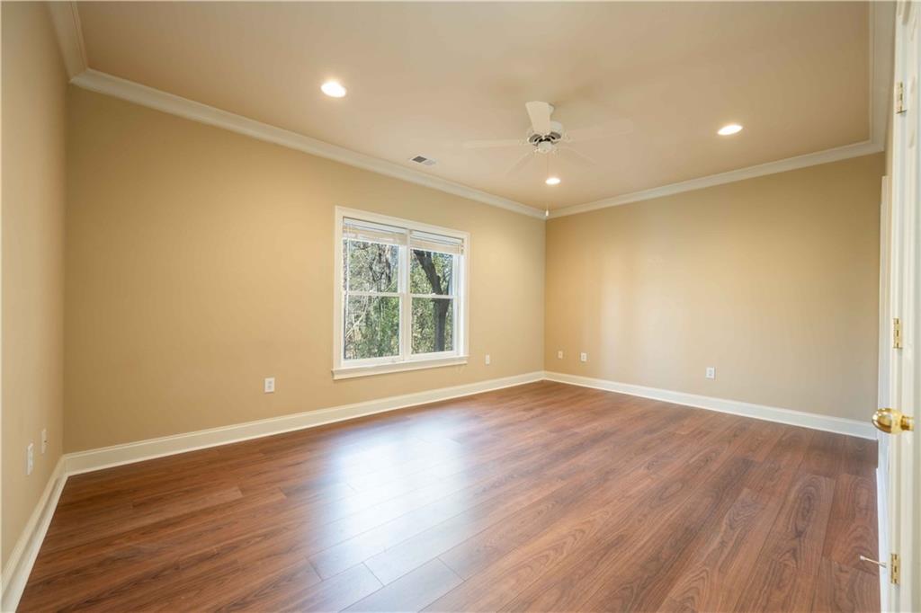 735 Orchard Point, Sandy Springs, Georgia 30350, 5 Bedrooms Bedrooms, ,4 BathroomsBathrooms,Residential,Sold,735 Orchard Point,7341727
