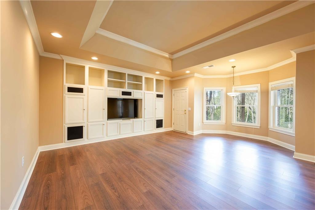 735 Orchard Point, Sandy Springs, Georgia 30350, 5 Bedrooms Bedrooms, ,4 BathroomsBathrooms,Residential,Sold,735 Orchard Point,7341727