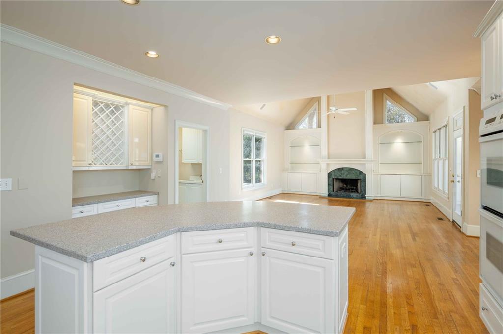 735 Orchard Point, Sandy Springs, Georgia 30350, 5 Bedrooms Bedrooms, ,4 BathroomsBathrooms,Residential,Sold,735 Orchard Point,7341727