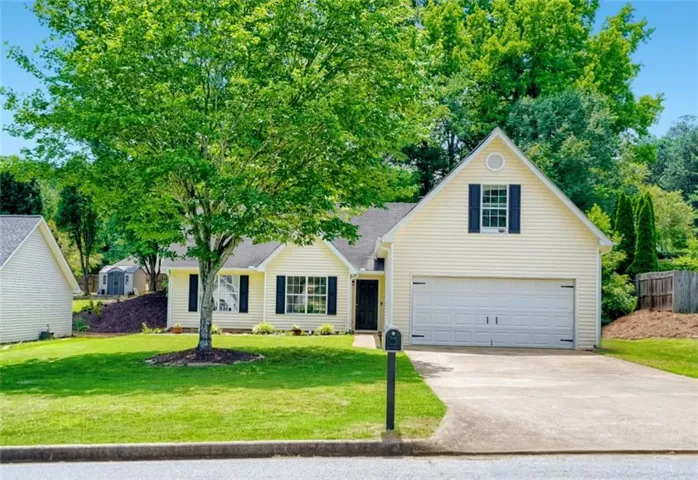 633 Effie Drive, Lawrenceville, Georgia 30045