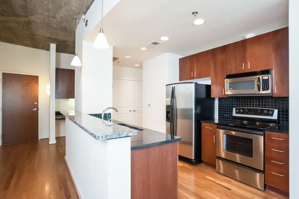 250 Pharr Road Ne Unit 1706, Atlanta, Georgia 30305, 1 Bedroom Bedrooms, ,1 BathroomBathrooms,Residential,Sold,250 Pharr Road Ne Unit 1706,5808734
