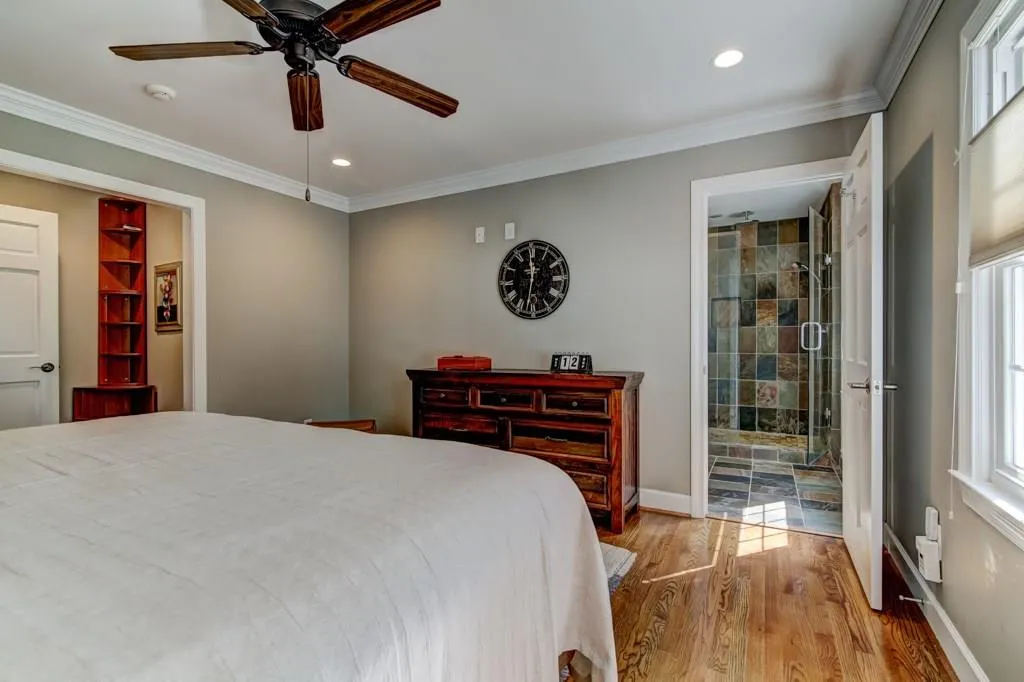 411 Carriage Drive, Sandy Springs, Georgia 30328, 2 Bedrooms Bedrooms, ,2 BathroomsBathrooms,Residential,Sold,411 Carriage Drive,6072328