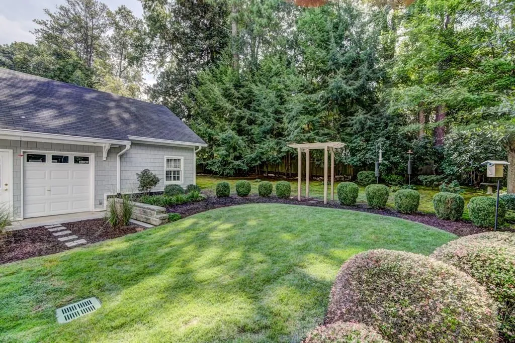 411 Carriage Drive, Sandy Springs, Georgia 30328, 2 Bedrooms Bedrooms, ,2 BathroomsBathrooms,Residential,Sold,411 Carriage Drive,6072328