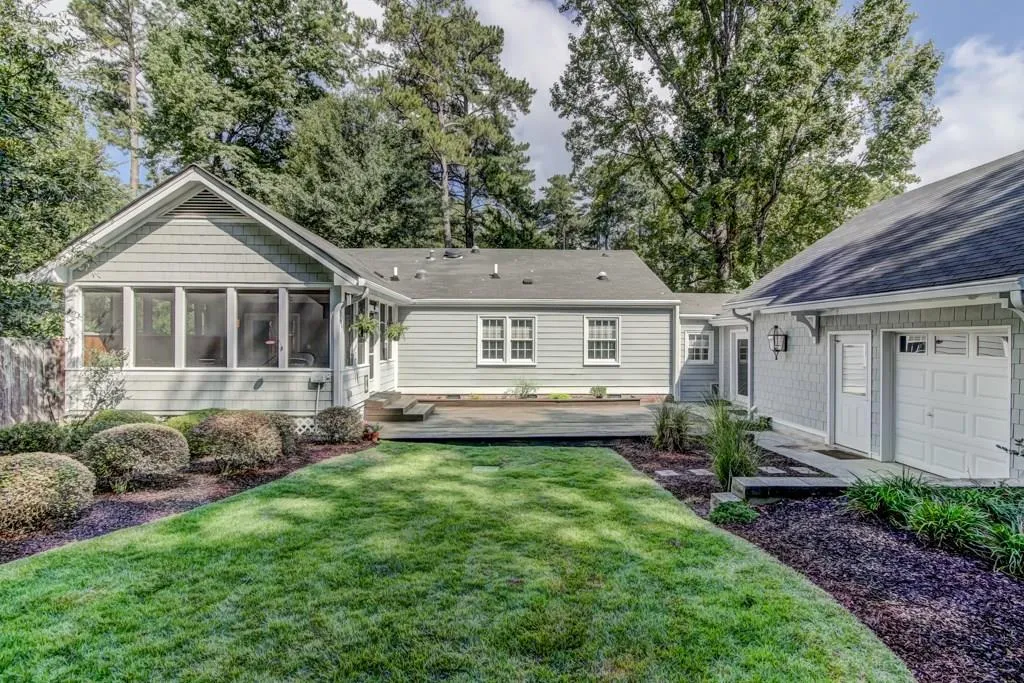 411 Carriage Drive, Sandy Springs, Georgia 30328, 2 Bedrooms Bedrooms, ,2 BathroomsBathrooms,Residential,Sold,411 Carriage Drive,6072328