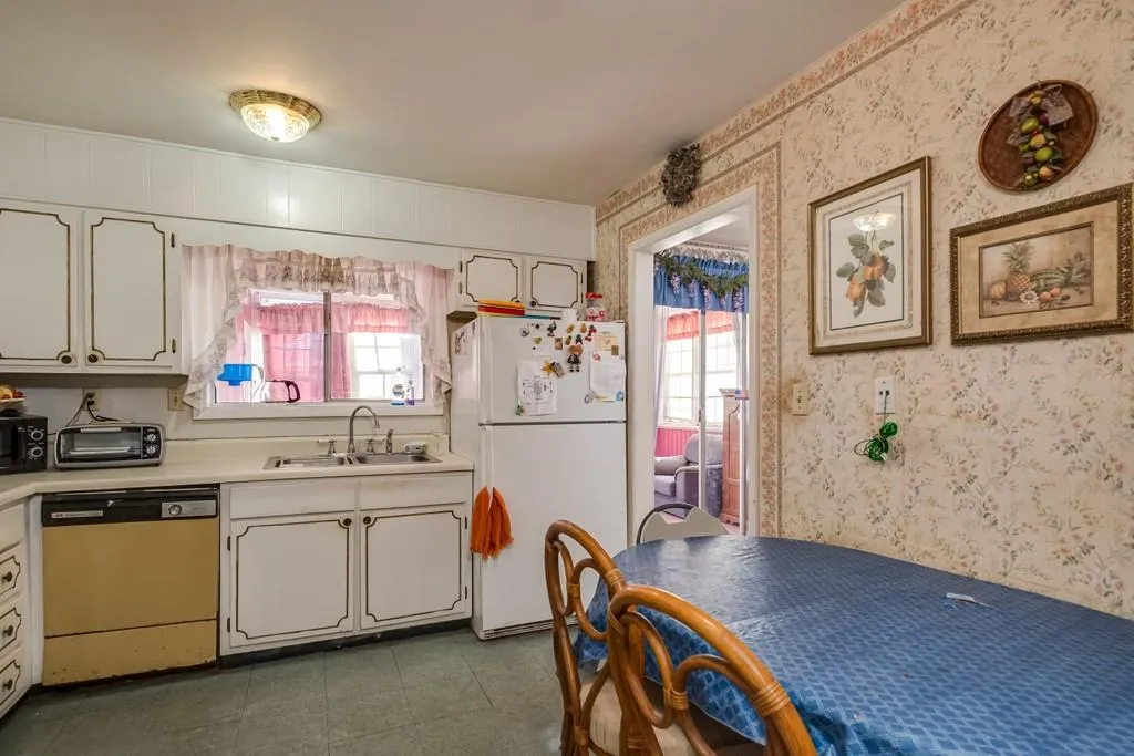 145 Northwood Drive Unit F6, Sandy Springs, Georgia 30342, 2 Bedrooms Bedrooms, ,2 BathroomsBathrooms,Residential,Sold,145 Northwood Drive Unit F6,6836857