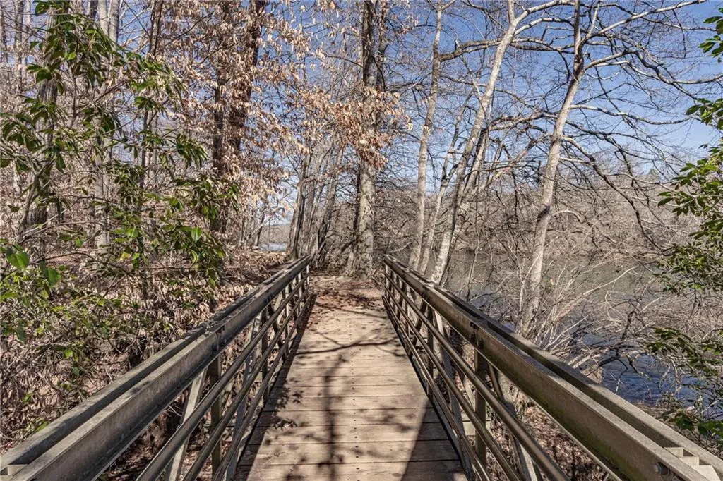 1304 Wedgewood Court, Atlanta, Georgia 30350, 2 Bedrooms Bedrooms, ,2 BathroomsBathrooms,Residential,Sold,1304 Wedgewood Court,7520039