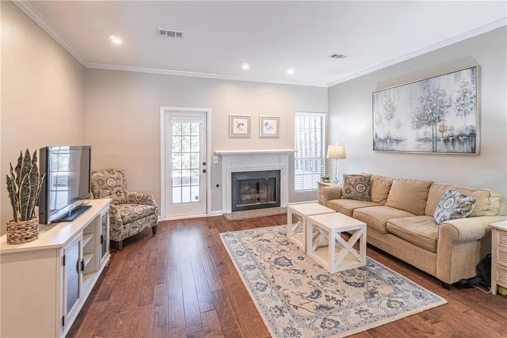 1304 Wedgewood Court, Atlanta, Georgia 30350, 2 Bedrooms Bedrooms, ,2 BathroomsBathrooms,Residential,Sold,1304 Wedgewood Court,7520039