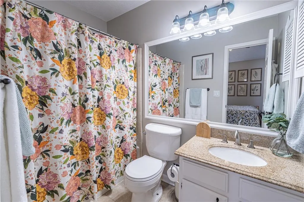 1304 Wedgewood Court, Atlanta, Georgia 30350, 2 Bedrooms Bedrooms, ,2 BathroomsBathrooms,Residential,Sold,1304 Wedgewood Court,7520039