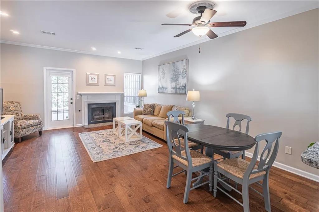 1304 Wedgewood Court, Atlanta, Georgia 30350, 2 Bedrooms Bedrooms, ,2 BathroomsBathrooms,Residential,Sold,1304 Wedgewood Court,7520039