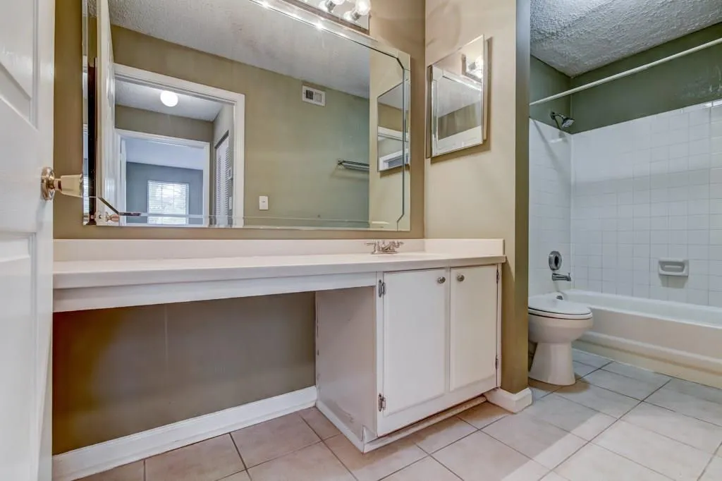 218 Granville Court, Sandy Springs, Georgia 30328, 1 Bedroom Bedrooms, ,1 BathroomBathrooms,Residential,Sold,218 Granville Court,6064787